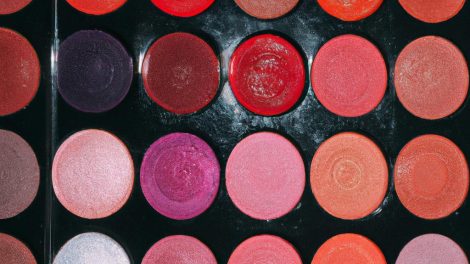 Explore 2023’s Hottest Makeup Colors: A Showcase by Top Beauty Bloggers