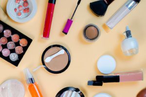 Crafting Your Ideal Beauty: A Guide to Personalized Cosmetics Sets Just for You