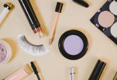 Crafting Your Unique Beauty: A Guide to Personalized Cosmetics Sets