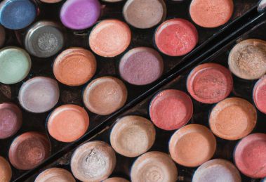 2023’s Hottest Makeup Colors: Beauty Bloggers Showcase the Latest Trends!