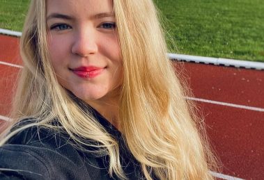 Subscribing to Fashion Magazines: Are They Worth Your Time and Money?