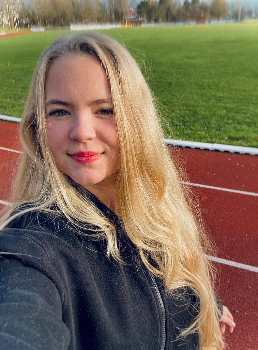 Subscribing to Fashion Magazines: Are They Worth Your Time and Money?